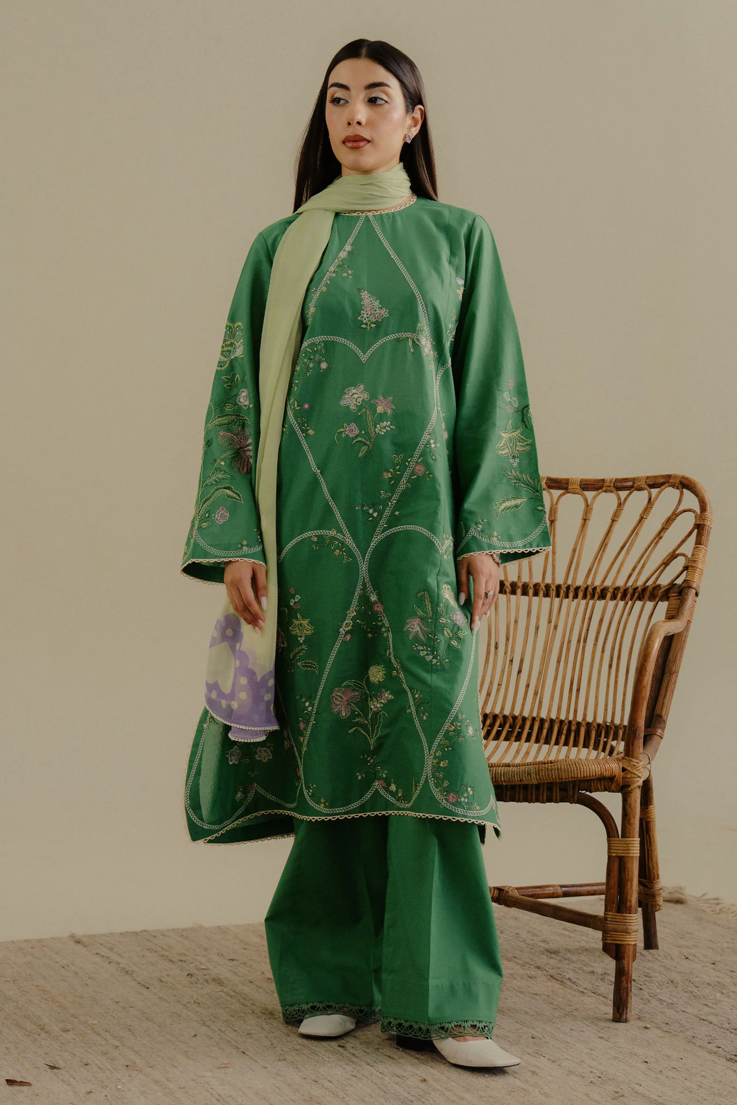 TARA 8B - Unstitched 3-Piece Suit