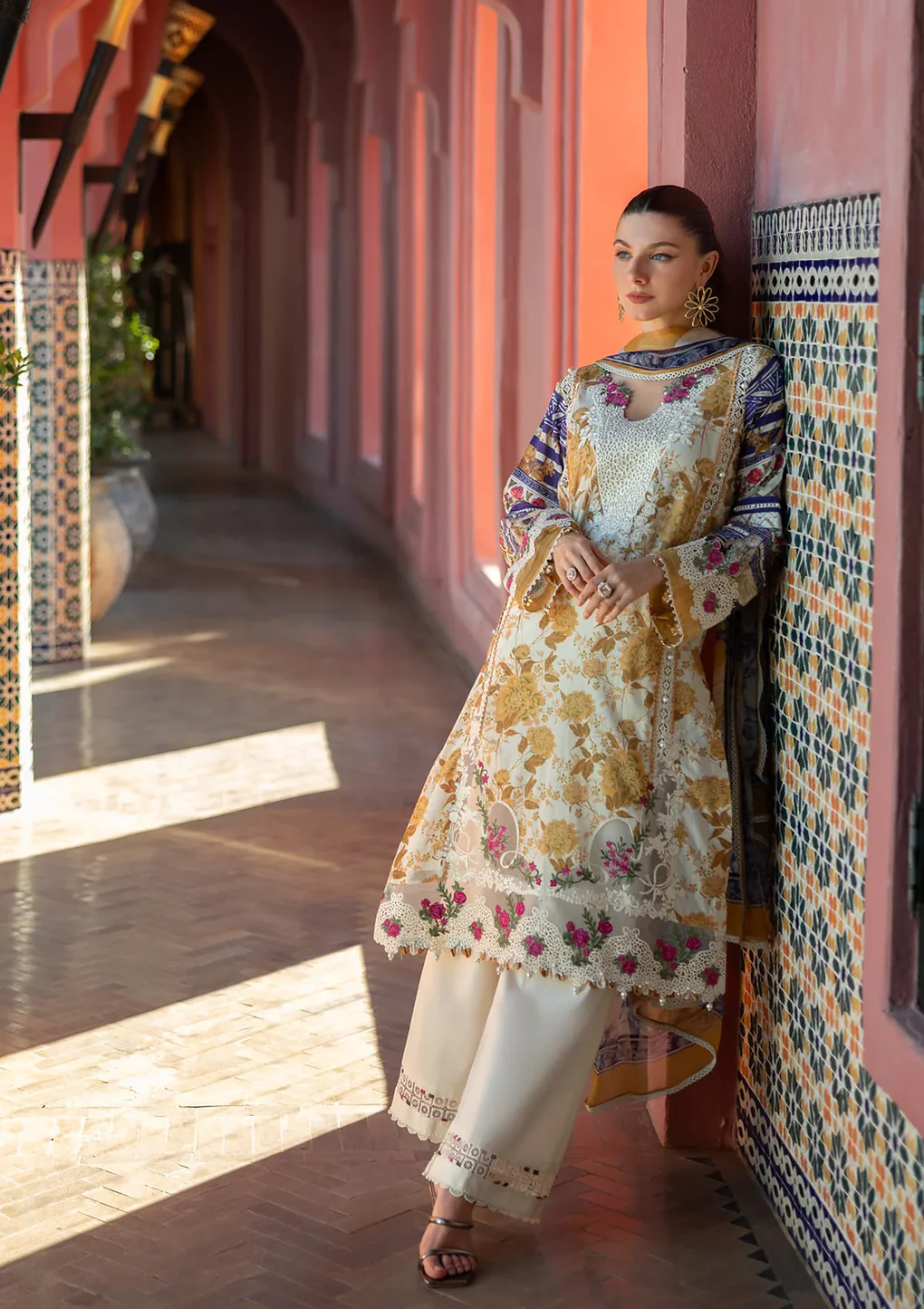 ESTELLE - ETS-05A - Unstitched 3-Piece Suit