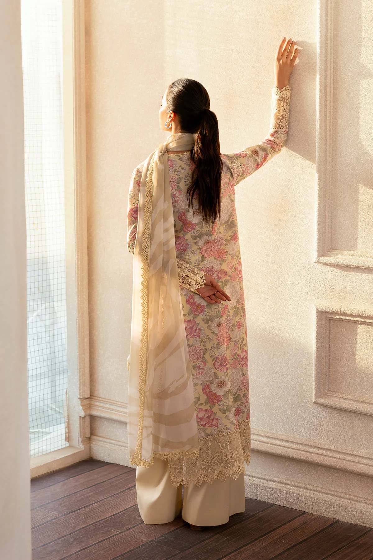 Glow Streaked - Unstitched 3-Piece Set