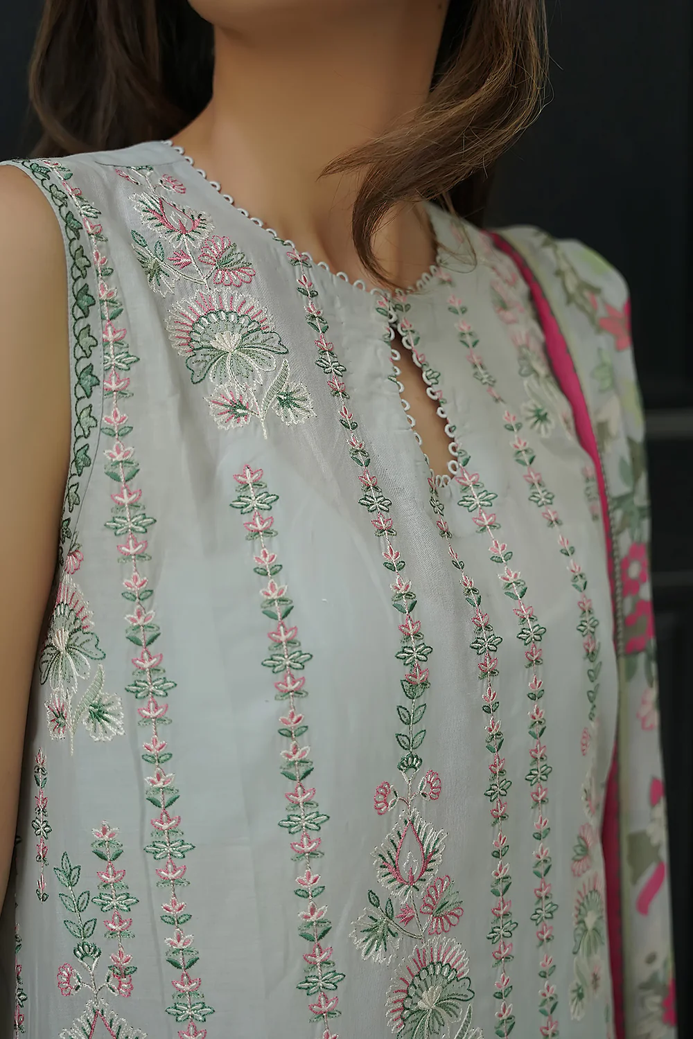 Silver Petal – Unstitched 3PC Set