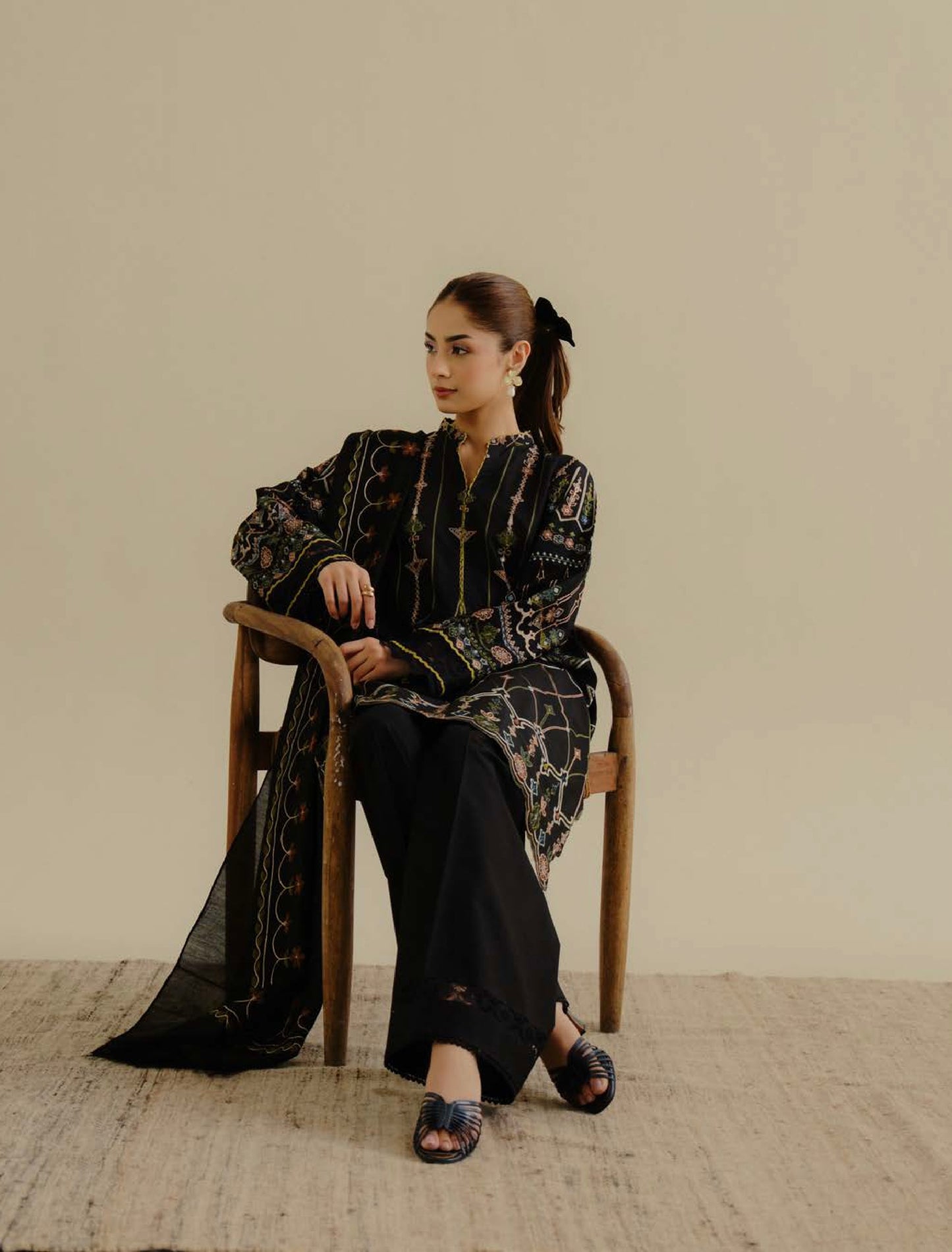 IRIS 2A - Unstitched 3-Piece Suit