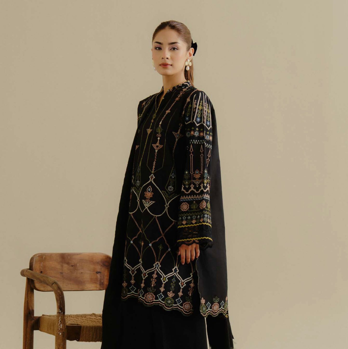 IRIS 2A - Unstitched 3-Piece Suit
