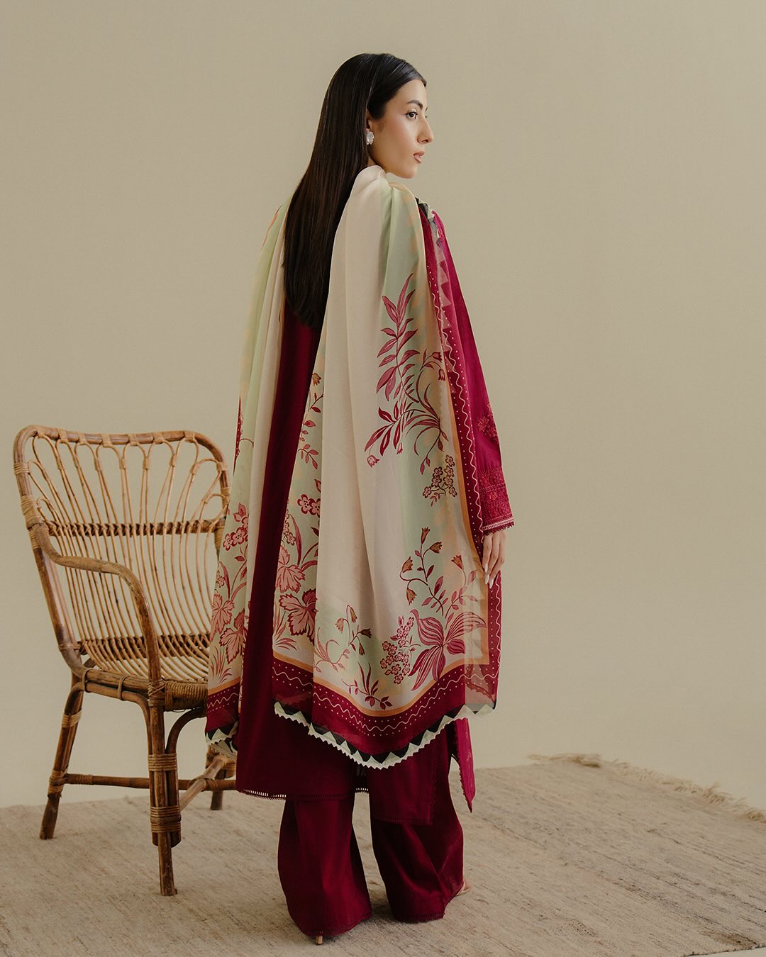 LULEH 3B - Unstitched 3-Piece Suit