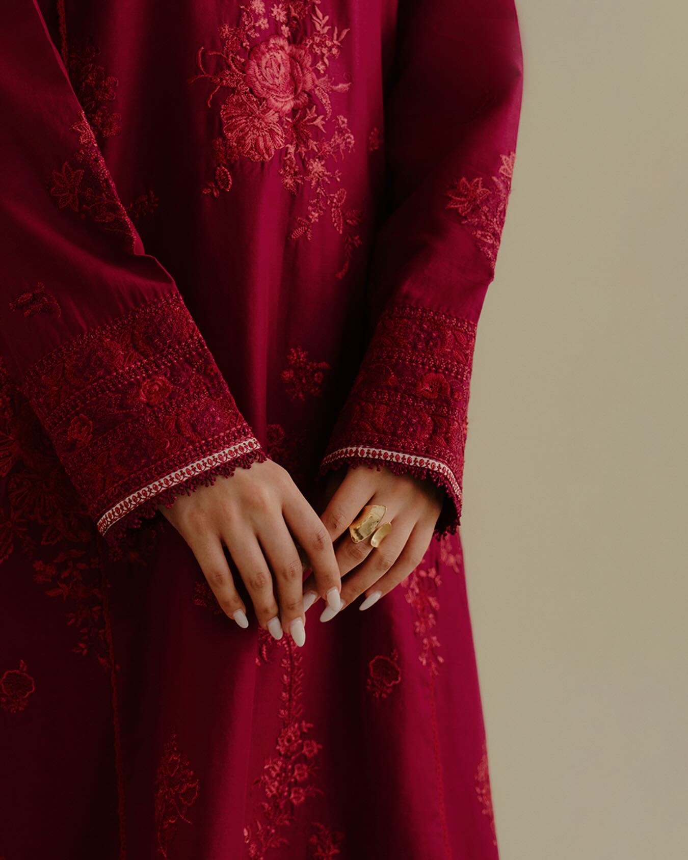 LULEH 3B - Unstitched 3-Piece Suit