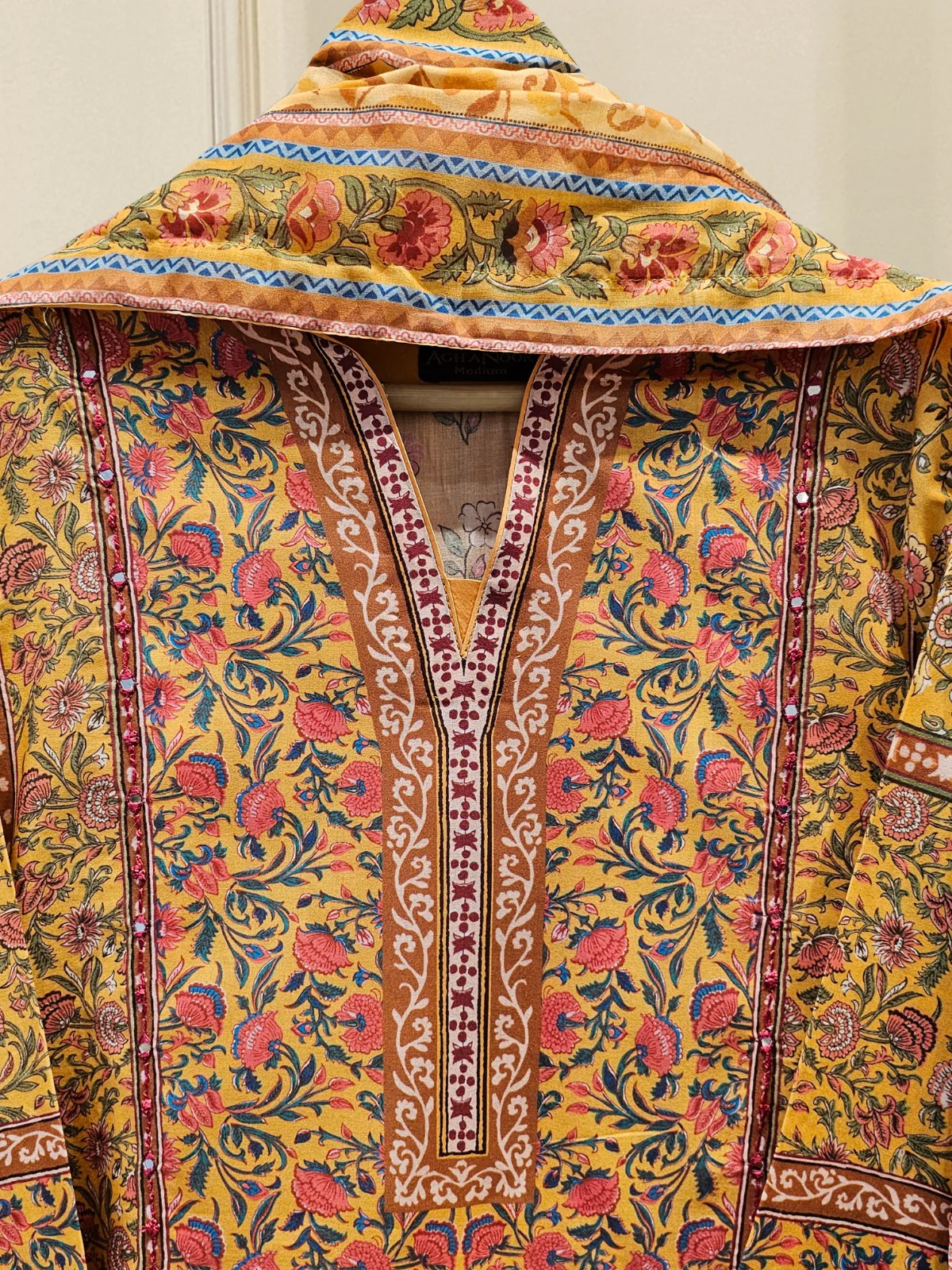 Agha Noor 3 Piece - Digital Printed Embroidered Lawn Suit (S111692)