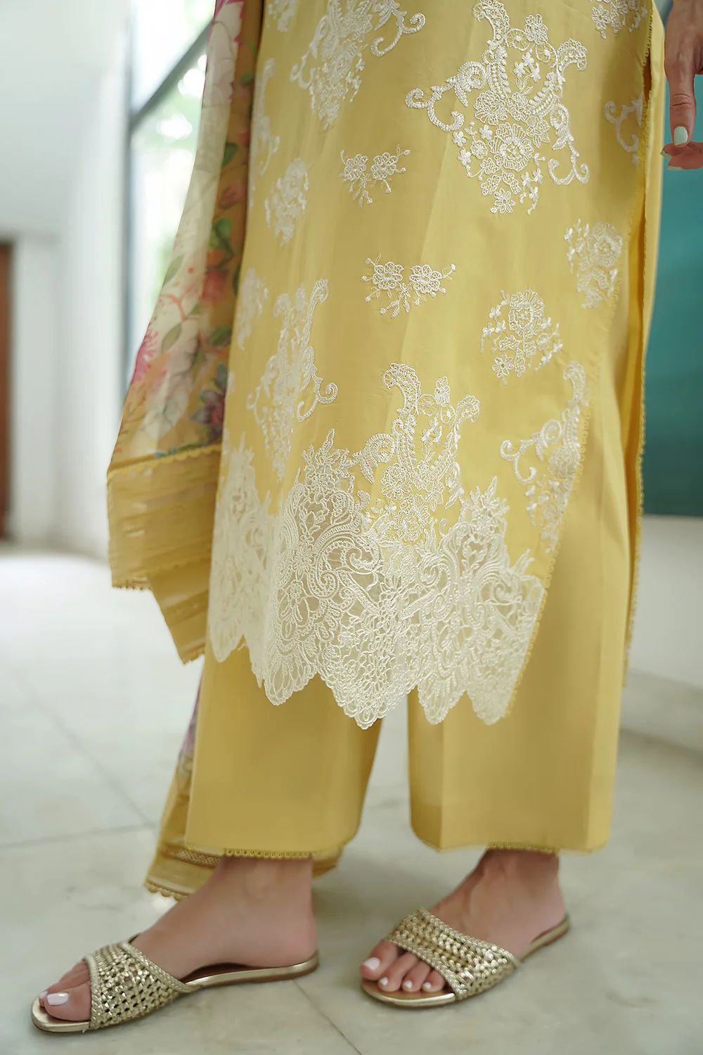 Citrus Bloom – Unstitched 3PC Set